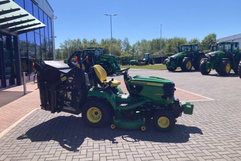 John Deere X950R Cut and Collect