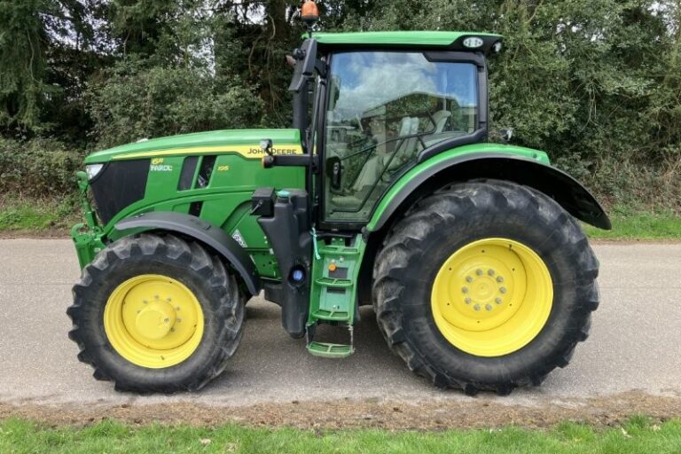 John Deere 6R 195
