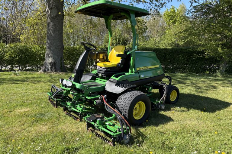 John Deere 7700A Fairway Mower