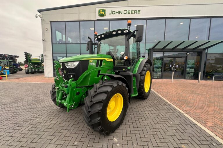 John Deere 6R 130