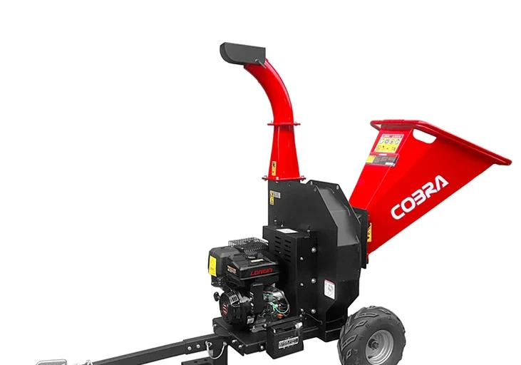 Cobra CHIP1500LE 4.5" Towable Capacity Wood Chipper