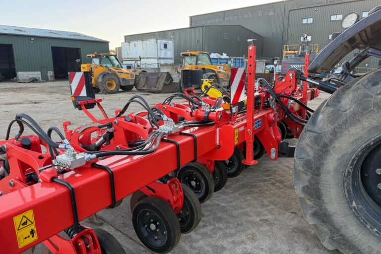 Kuhn Striger 600R