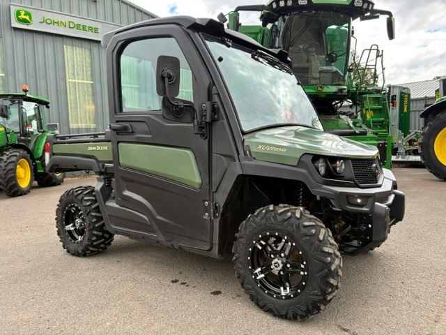 John Deere XUV865M Gator