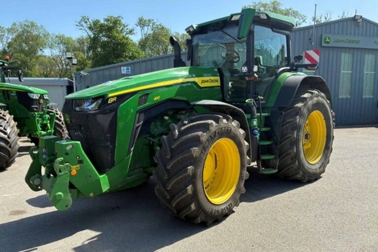 JOHN DEERE 8R 410