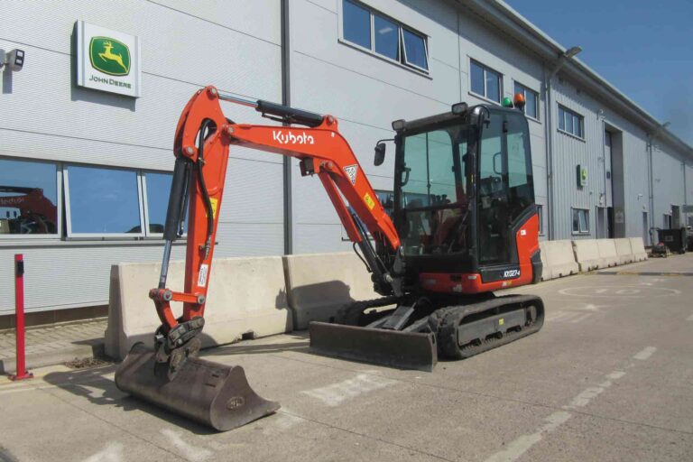 KUBOTA KX027-4