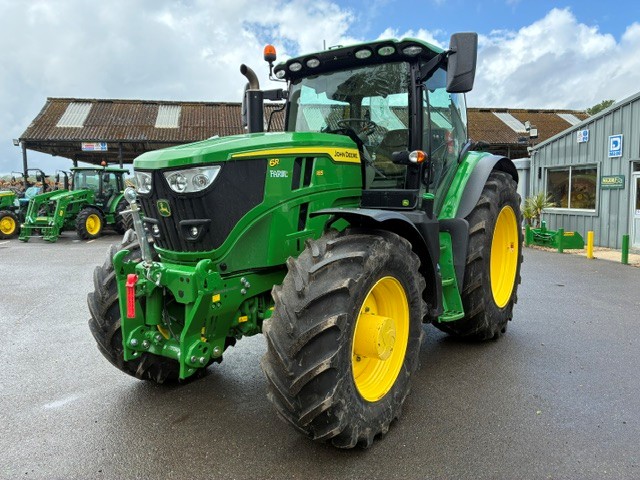 John Deere 6R 185