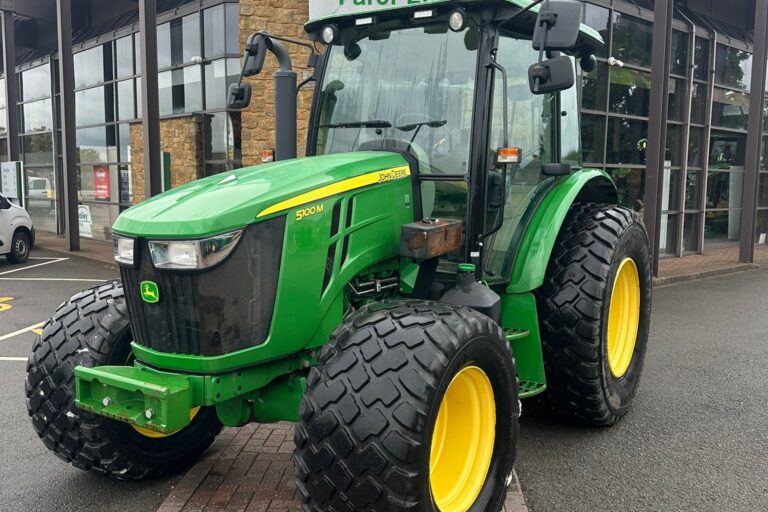 John Deere 5100M Tractor