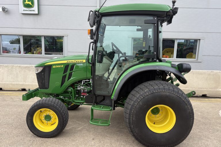 John Deere 4066R Compact Tractor