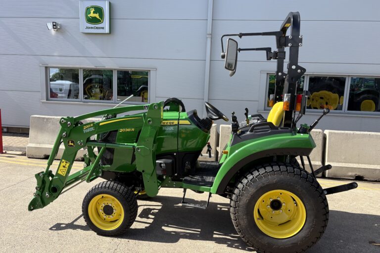 John Deere 2038R Compact Tractor and Loader