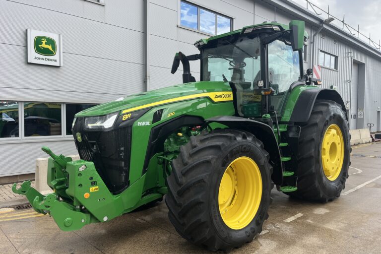 John Deere 8R 370