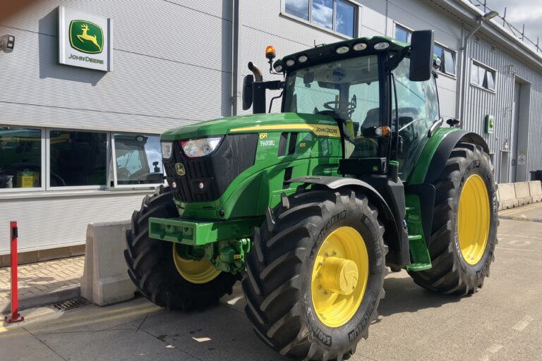 John Deere 6R 185