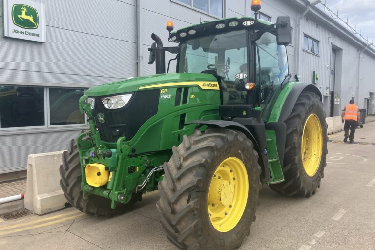 John Deere 6R 185