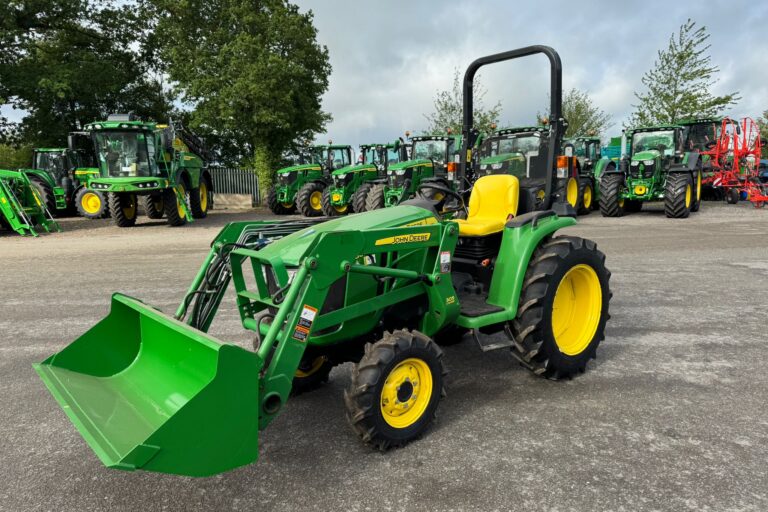 John Deere 3038E with 305 Loader