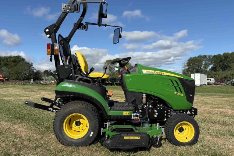 John Deere 1026R Compact Tractor and 54 inch Deck