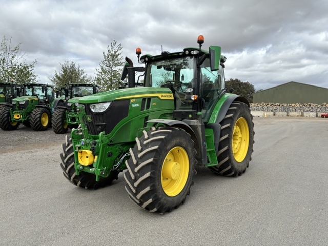 John Deere 6R185