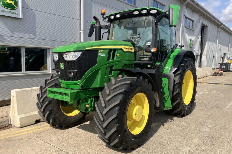 John Deere 6R 155