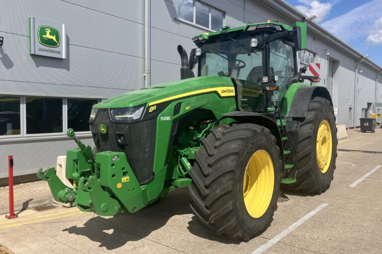John Deere 8R 410