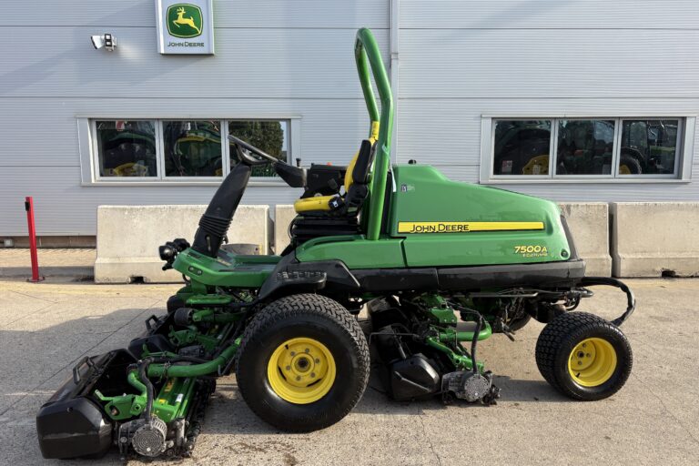 John Deere 7500AE Fairway Mower