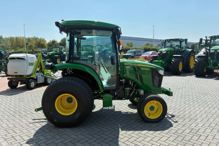 John Deere 4066R Compact Tractor