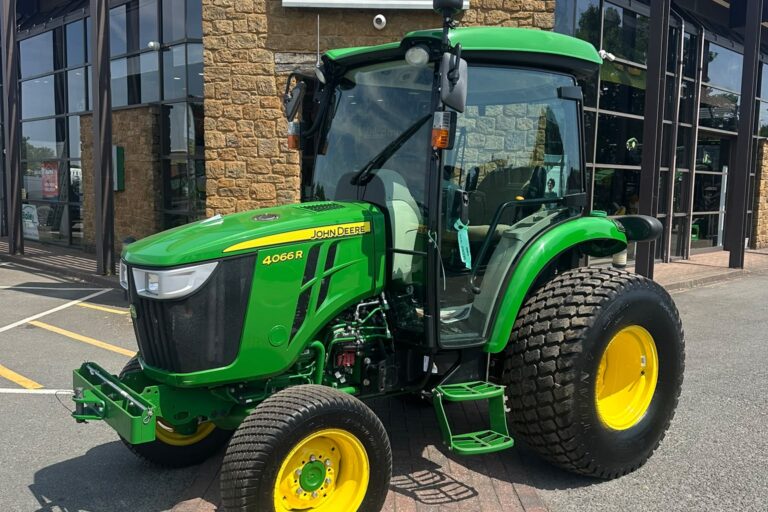 John Deere 4066R Compact Tractor