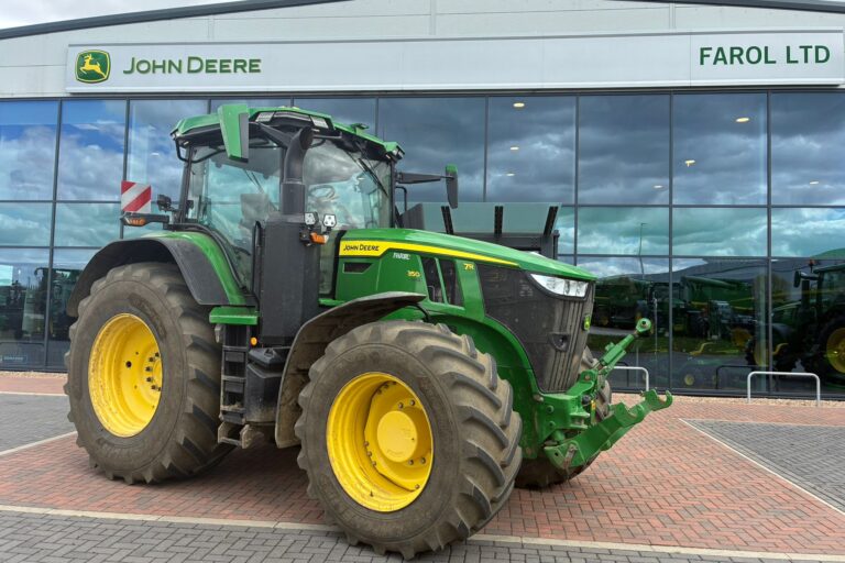 John Deere 7R350