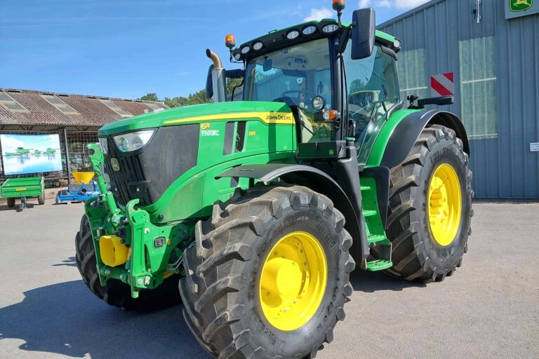 John Deere 6R 195