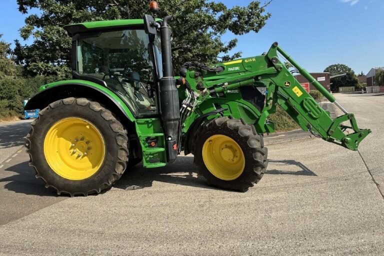 JOHN DEERE 6R 130