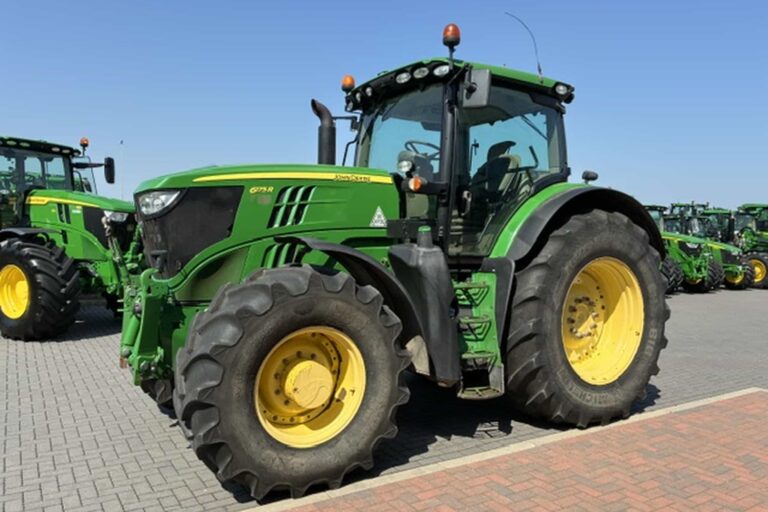 John Deere 6175R