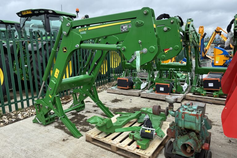 JOHN DEERE 623M