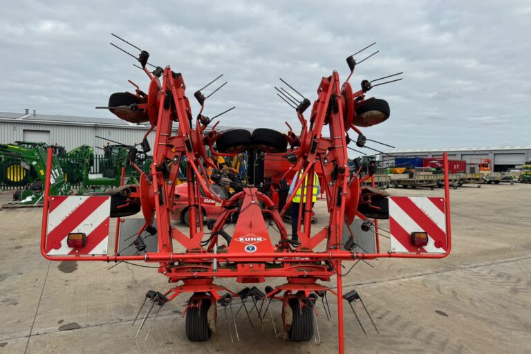 KUHN GF7902