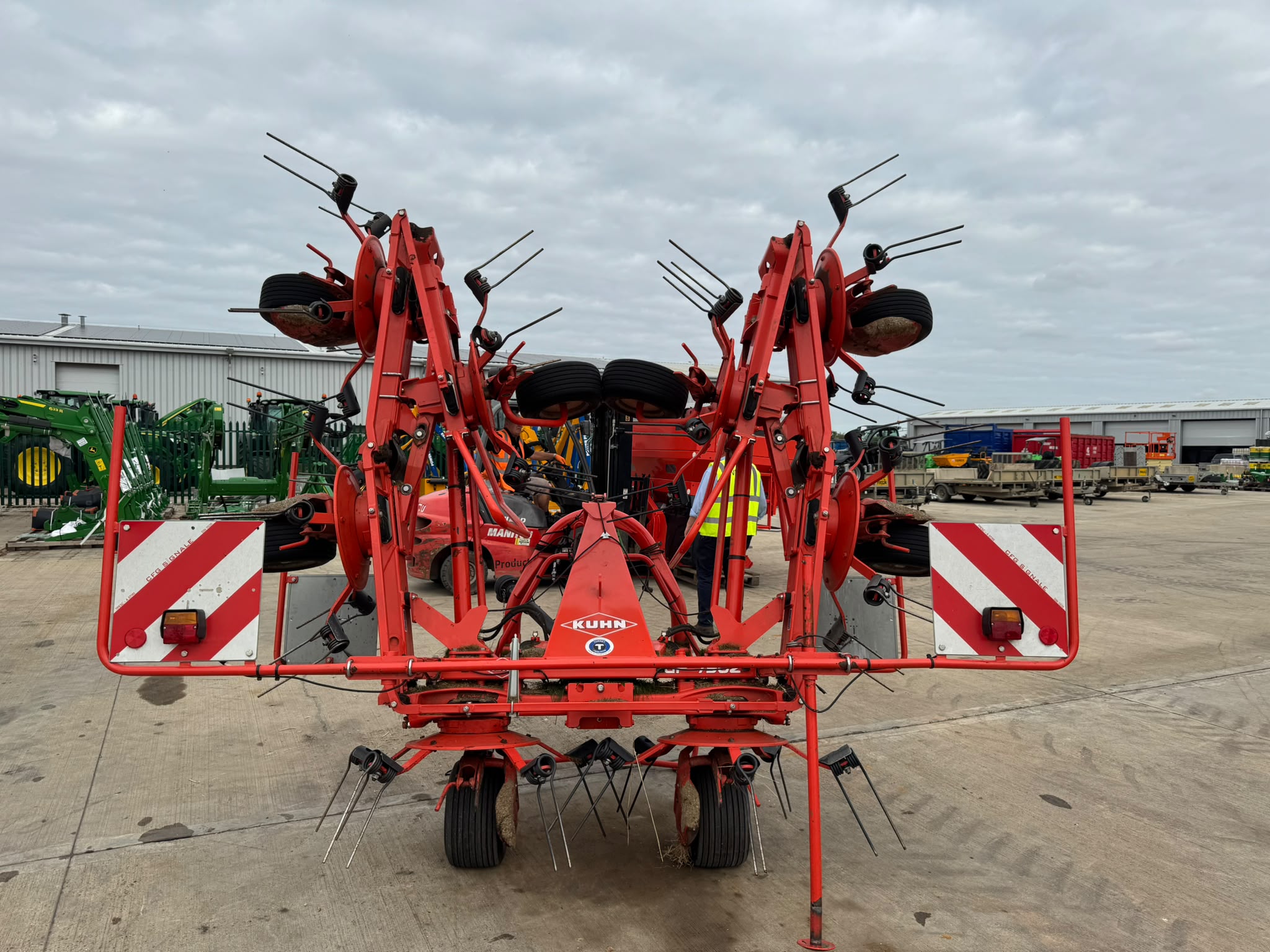 KUHN GF7902