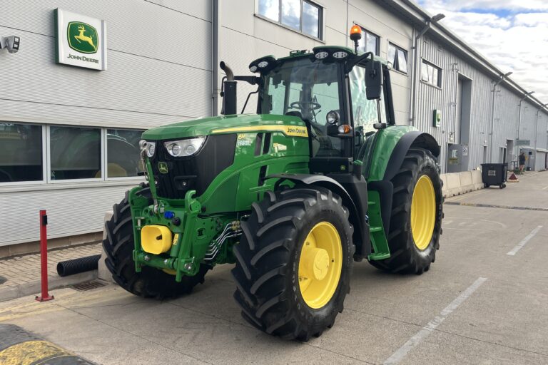John Deere 6M 155