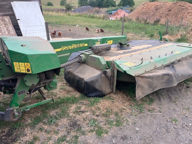 John Deere 331 Mower