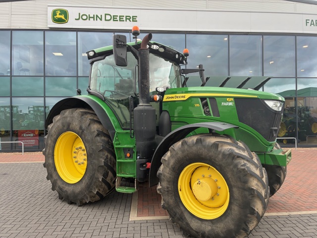 John Deere 6R 215