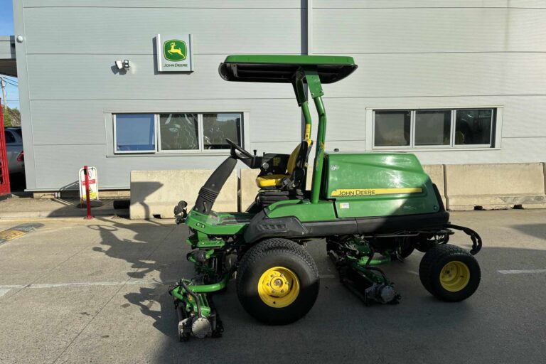 John Deere 7500AE Fairway Mower