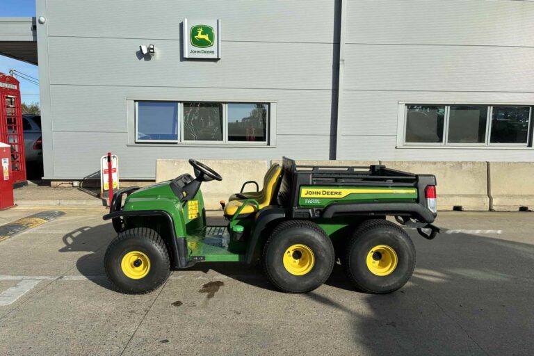John Deere TH6X4 Gator