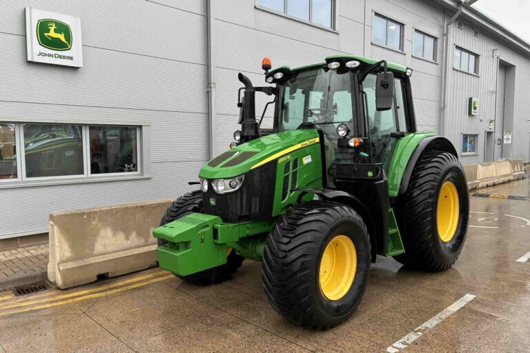 John Deere 6100M