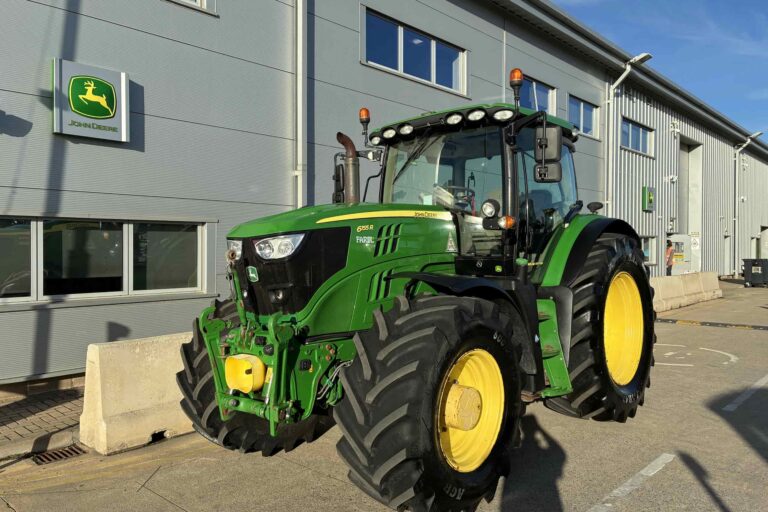 John Deere 6155R
