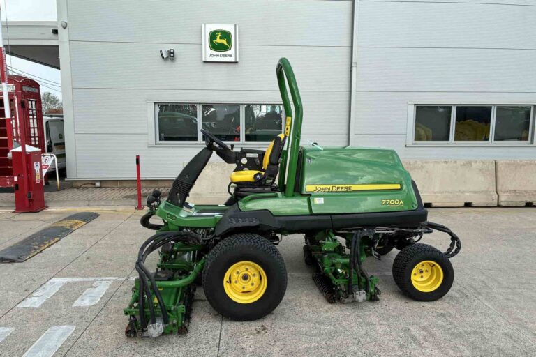 John Deere 7700A Fairway Mower