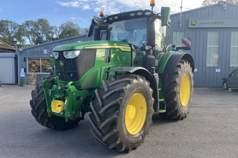 John Deere 6R 250