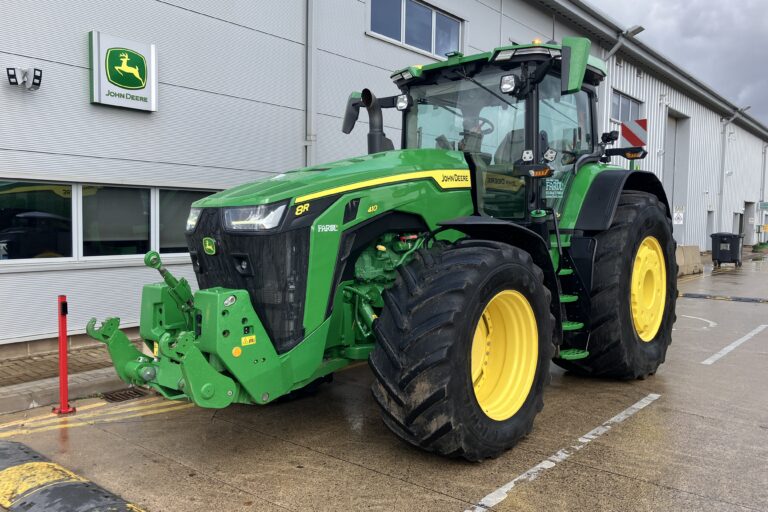 John Deere 8R 410