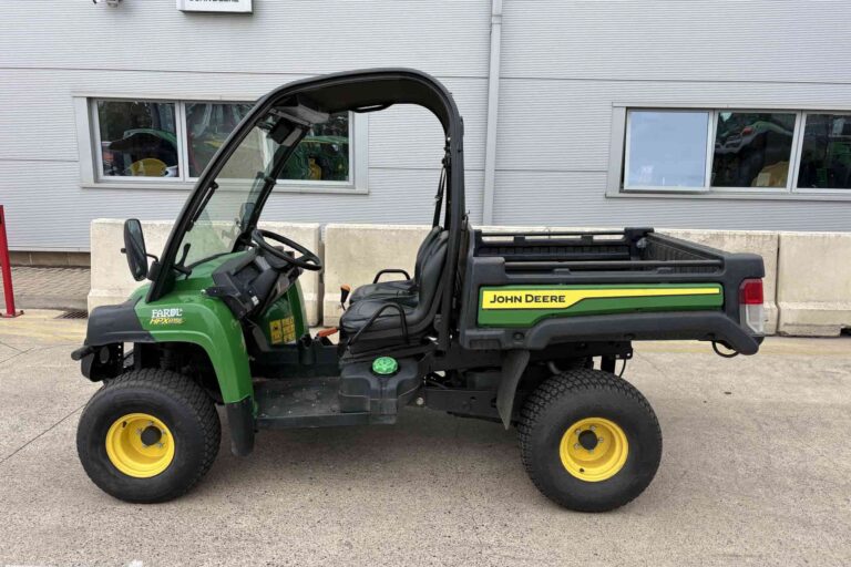 John Deere HPX815E Gator