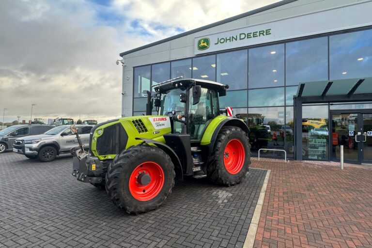 CLAAS ARION 610
